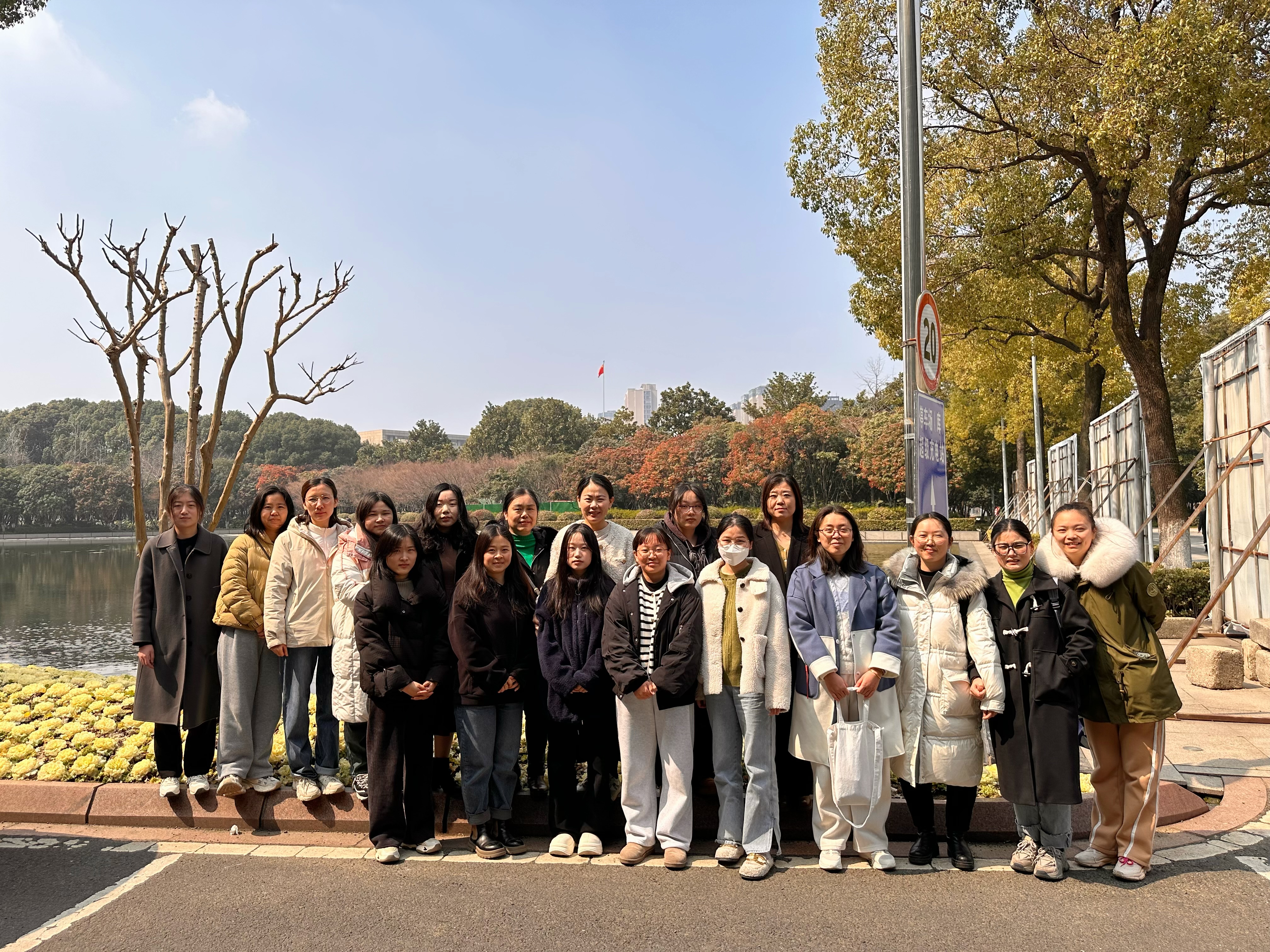 逐梦E时代，巾帼心向党——江苏瑞新信息技术股份有限公司开展“三八”妇女节活动